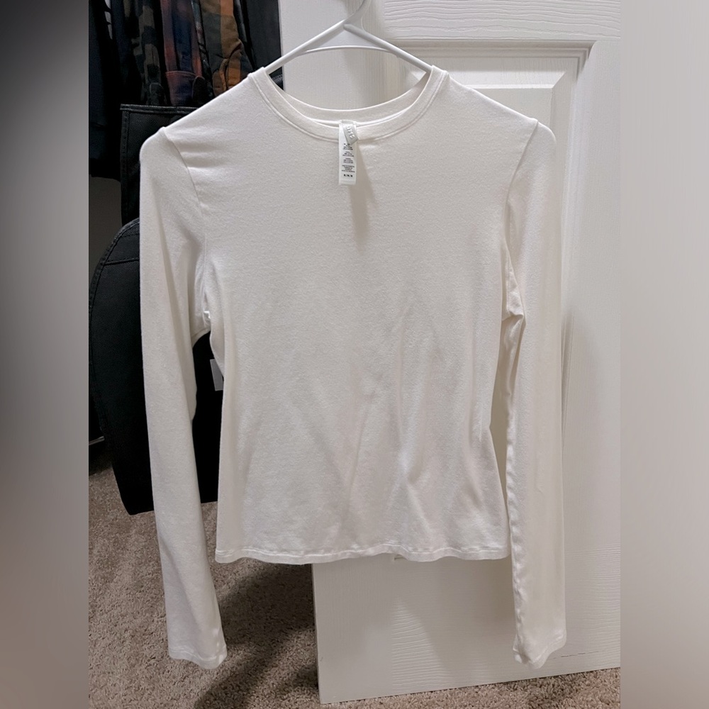 SOLD***** Skims long sleeve cotton jersey tshirt